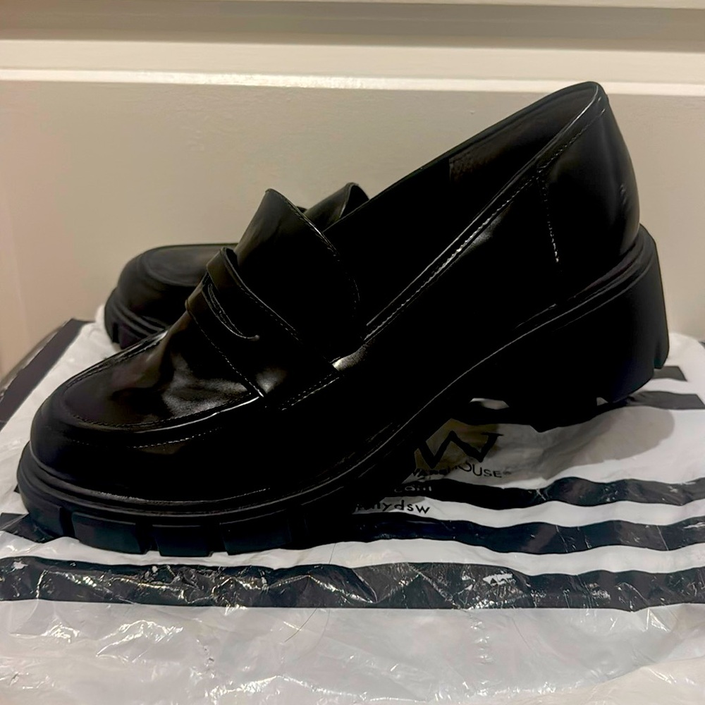 Crown Vintage Black Patent Leather Loafers size 11/11.5